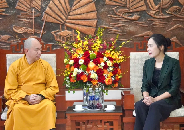 Thượng tọa Thích Đức Thiện Nhân chúc mừng Ban Tôn giáo Chính phủ nhân Kỷ niệm 71 năm Ngày truyền thống ngành Quản lý Nhà nước về tôn giáo