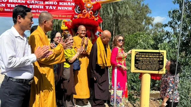 Khánh thành cầu Nhật Quảng tại xã Tân Thạnh Khánh thành cầu Nhật Quảng tại xã Tân Thạnh