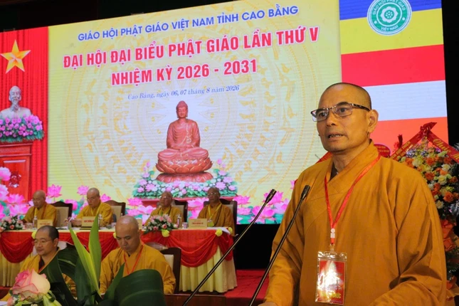 Thượng tọa Thích Thanh Đường, tân Trưởng ban Trị sự GHPGVN tỉnh Cao Bằng phát biểu bế mạc Đại hội Thượng tọa Thích Thanh Đường, tân Trưởng ban Trị sự GHPGVN tỉnh Cao Bằng phát biểu bế mạc Đại hội