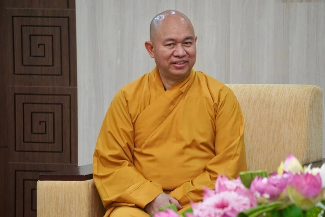 Thượng tọa Thích Đức Thiện chúc sức khỏe, hạnh phúc và thành công đến toàn thể cán bộ, chiến sĩ lực lượng Công an nhân dân Thượng tọa Thích Đức Thiện chúc sức khỏe, hạnh phúc và thành công đến toàn thể cán bộ, chiến sĩ lực lượng Công an nhân dân