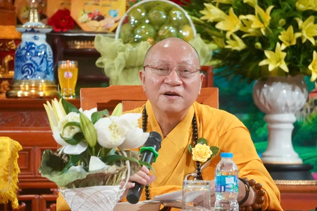 Hòa thượng Thích Gia Quang khuyến tấn hành giả Hòa thượng Thích Gia Quang khuyến tấn hành giả