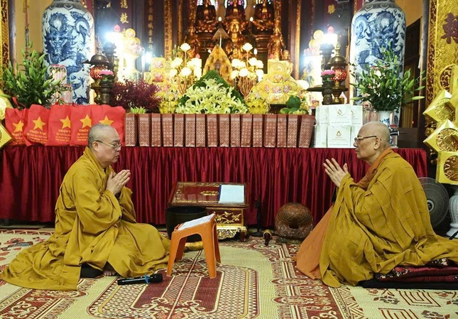 Nhị vị giáo phẩm tác pháp Tứ tự