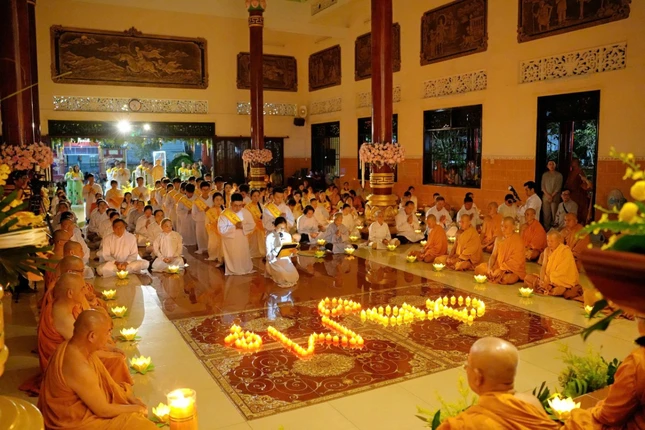 Đại lễ là dịp để hàng Phật tử cùng trở về với cội nguồn hiếu đạo Đại lễ là dịp để hàng Phật tử cùng trở về với cội nguồn hiếu đạo