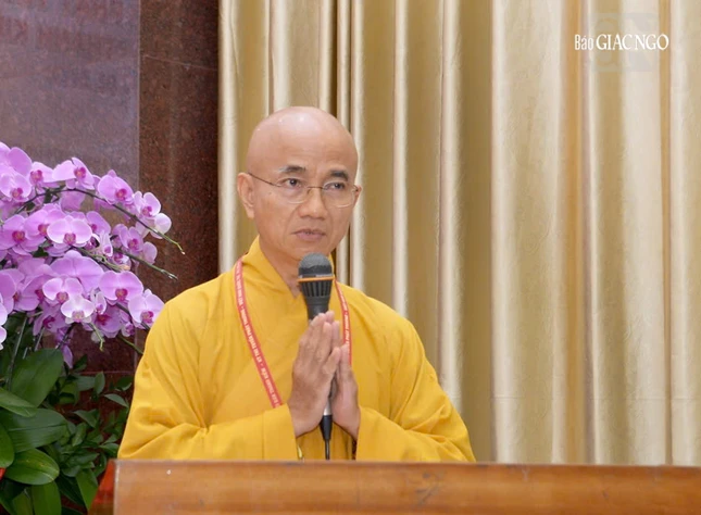 Thượng tọa Thích Thiện Quý phát biểu khai mạc
