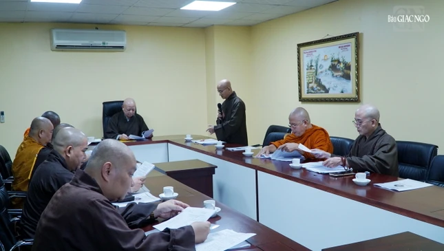 Chư tôn đức thảo luận và thống nhất điểm sàn cho kỳ tuyển Phật trường Đại giới đàn Thanh Kiểm Chư tôn đức thảo luận và thống nhất điểm sàn cho kỳ tuyển Phật trường Đại giới đàn Thanh Kiểm