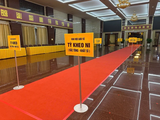Không gian tại Việt Nam Quốc Tự - Ảnh: M.Nhân