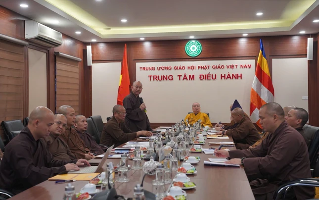 Quang cảnh buổi họp tại điểm cầu Văn phòng Trung ương GHPGVN - chùa Quán Sứ