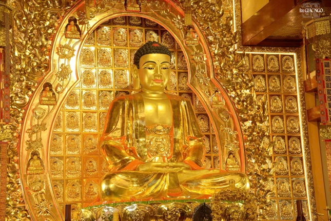Đức Bổn Sư Thích Ca Mâu Ni