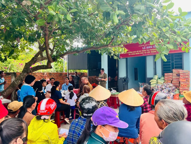 Bà con nghèo tại xã Hàm Tân Bà con nghèo tại xã Hàm Tân