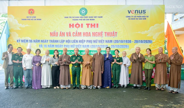 Chụp ảnh lưu niệm