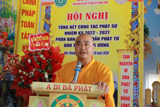 Đại đức Thích Chân Định phát biểu bế mạc Đại đức Thích Chân Định phát biểu bế mạc