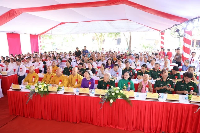 Đại biểu tham dự Đại biểu tham dự