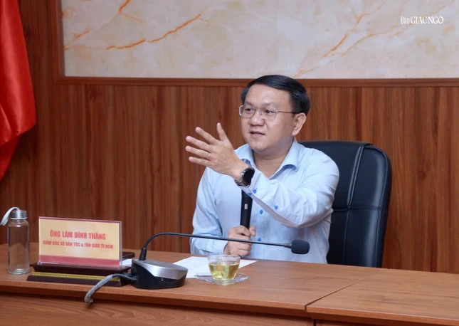 Ông Lâm Đình Thắng phát biểu tại buổi họp