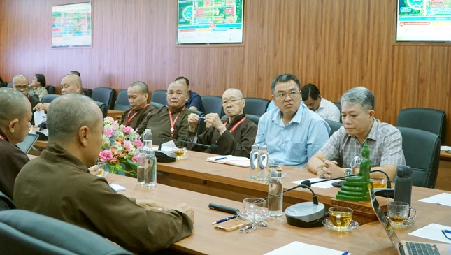 Đại diện Sở Dân tộc và Tôn giáo TP.HCM, phòng An ninh nội địa - Công an TP.HCM tham dự