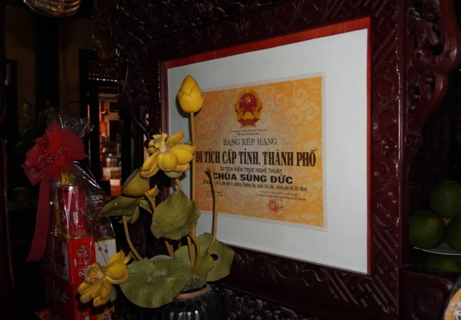 Chùa được xếp hạng di tích kiến trúc nghệ thuật cấp Thành phố theo quyết định số 3040/QĐ-UBND ngày 20-6-2009 của UBND TP.HCM Chùa được xếp hạng di tích kiến trúc nghệ thuật cấp Thành phố theo quyết định số 3040/QĐ-UBND ngày 20-6-2009 của UBND TP.HCM