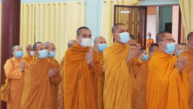 Chư tôn đức tưởng niệm Chư tôn đức tưởng niệm