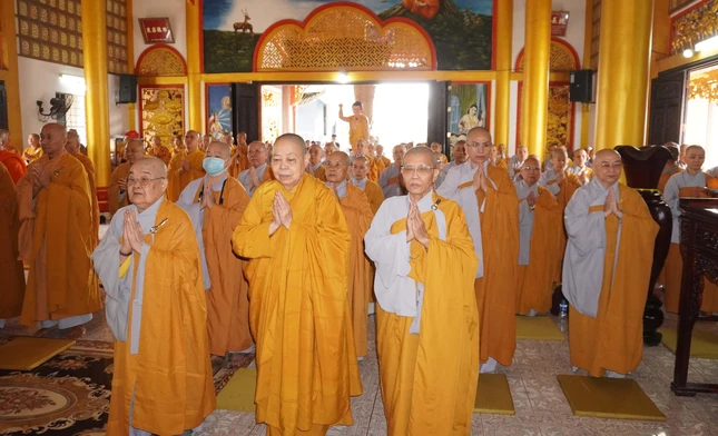 Chư tôn đức Ni các truyền thống, trú xứ trên địa bàn quận