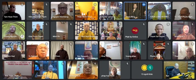 Chư tôn đức tham dự phiên họp sơ kết trực tuyến