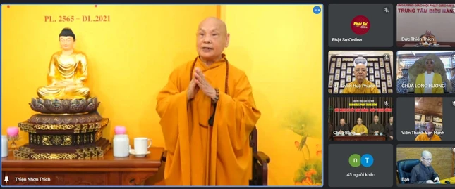 Hòa thượng Thích Thiện Nhơn ban đạo từ chứng minh