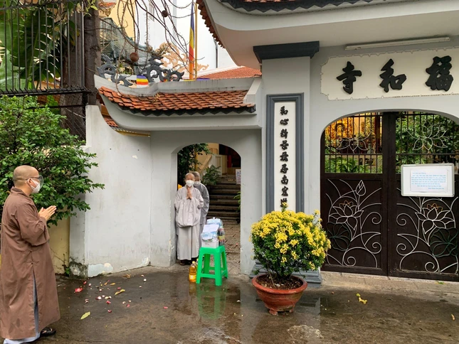 Cúng dường chùa Phước Hòa