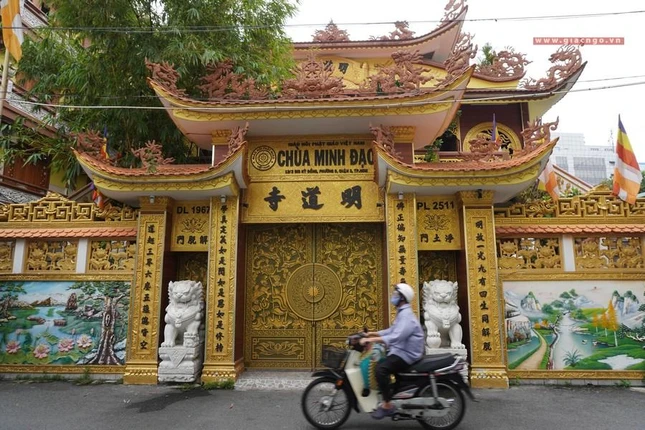 Chùa vẫn chưa mở cửa lại