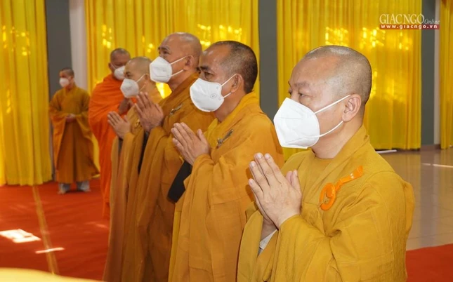 Chư tôn đức Hội đồng Điều hành Học viện Phật giáo VN tại TP.HCM