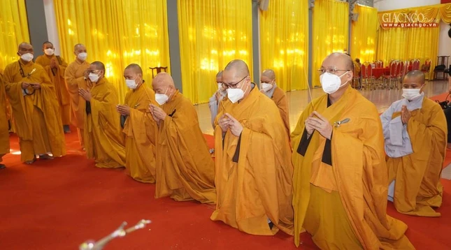 Chư tôn đức Phật giáo quận 1