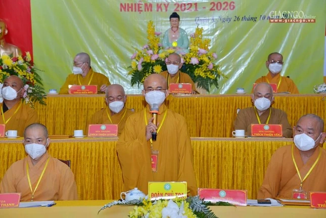 Thượng tọa Thích Thiện Quý, Phó ban kiêm Chánh Thư ký Ban Trị sự GHPGVN TP.HCM chủ tọa đại hội