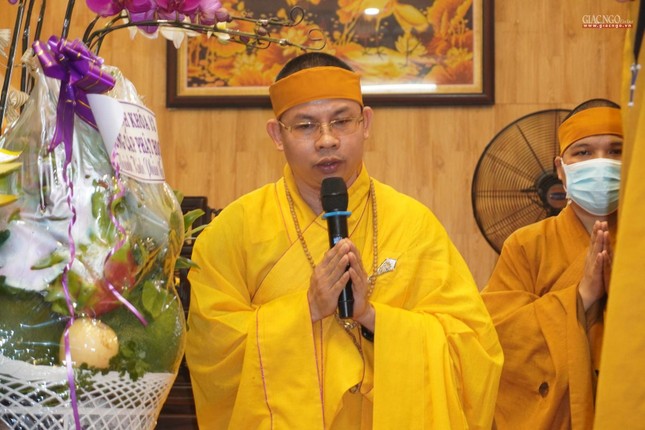 Đại đức Thích Hạnh Văn, trụ trì chùa Vĩnh Hạnh cảm tạ