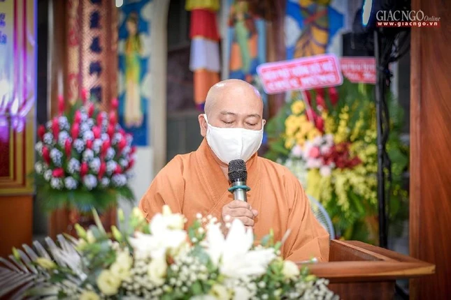 Thượng tọa Thích Quảng Tín trình danh sách dự kiến Ban chứng minh, Chủ tọa đoàn, Ban Thư ký và Ban Kiểm soát đại hội