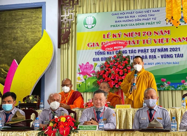 Đại đức Thích Thiện Thông thay mặt Ban Trị sự tỉnh đã có nhiều lời dạy sâu sắc đến với toàn thể huynh trưởng và đoàn sinh Gia đình Phật tử trong tỉnh