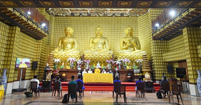 Lễ diễn ra tại chùa Giác Ngộ Lễ diễn ra tại chùa Giác Ngộ