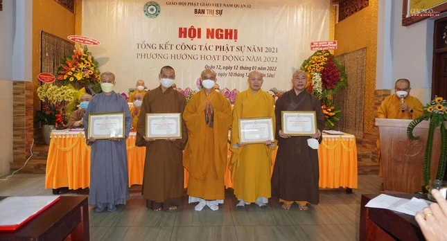 5 tập thể được nhận Bằng tuyên dương công đức của Ban Trị sự GHPGVN TP.HCM