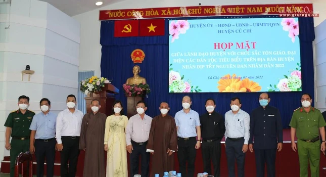 Chư tôn đức Phật giáo huyện Củ Chi tham dự họp mặt chúc mừng Xuân Nhâm Dần - Ảnh: Ngọc Nữ