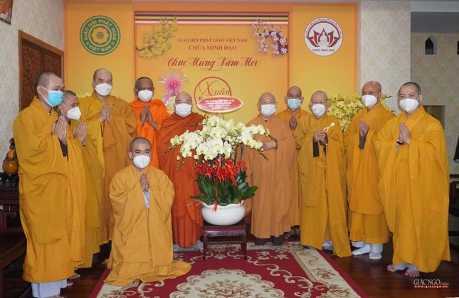 Chúc mừng Xuân Nhâm Dần đến Hòa thượng Chủ tịch Hội đồng Trị sự