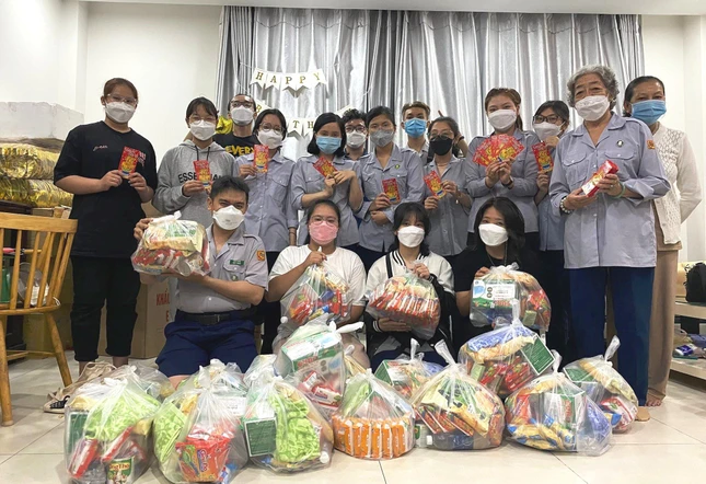 Mong sẽ có nhiều phần quà gửi tặng đến người khó khăn - Ảnh: GĐPT Bát Nhã