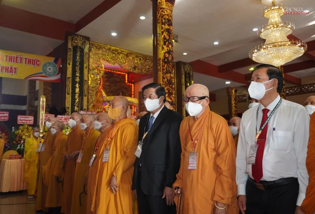 Nghi thức chào Quốc kỳ, Quốc ca