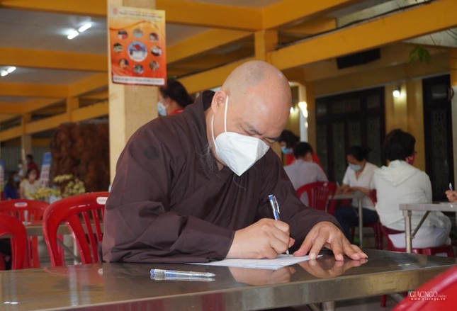 Ghi thông tin hiến máu