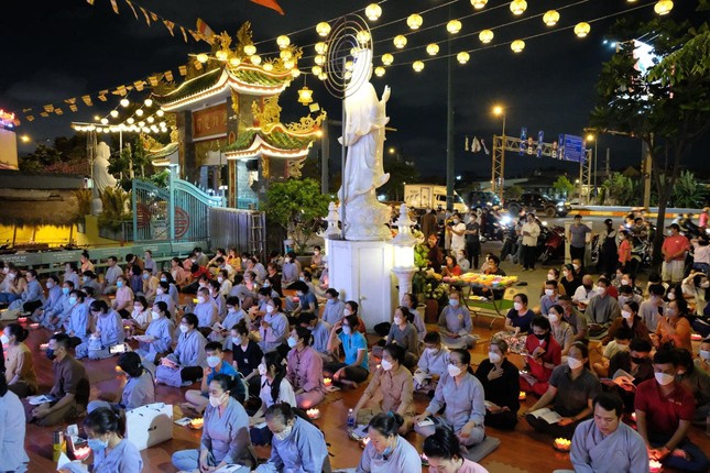 Lễ vía Bồ-tát Quán Thế Âm tại chùa An Lạc - Ảnh: C.An Lạc
