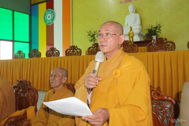 Thượng tọa Thích Tịnh Tâm, Phó ban kiêm Chánh Thư ký Ban Trị sự GHPGVN huyện triển khai kế hoạch Phật sự