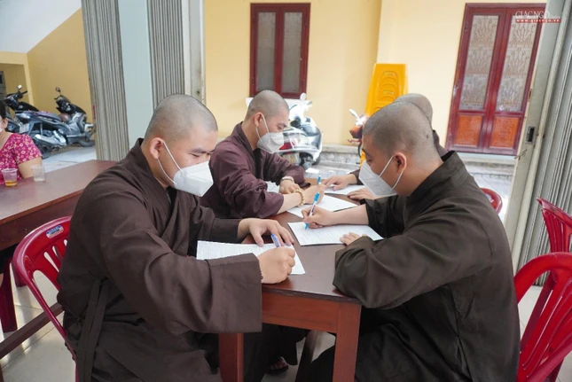 Đăng ký thông tin hiến máu