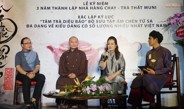 Bà Ngô Thị Thanh Tâm nói về việc mở Trà thất Muni do biết đến nhân quả qua duyên nghe được bài pháp chia sẻ từ Đại đức Thích Nguyên Duyên