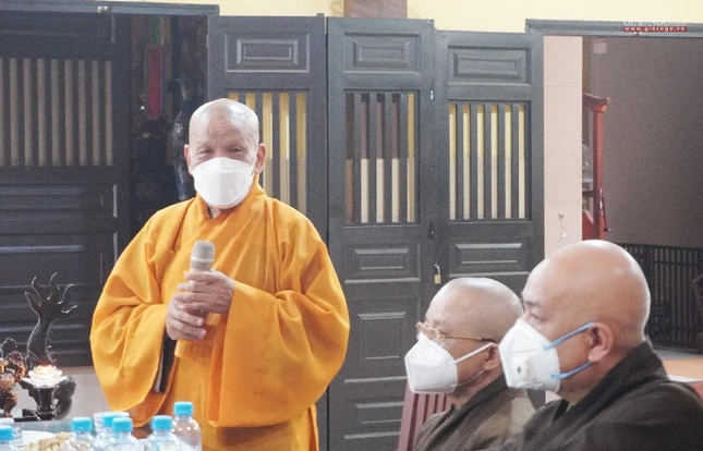Hòa thượng Thích Hạnh Ngộ đóng góp ý kiến về kế hoạch tổ chức Đại lễ Phật đản