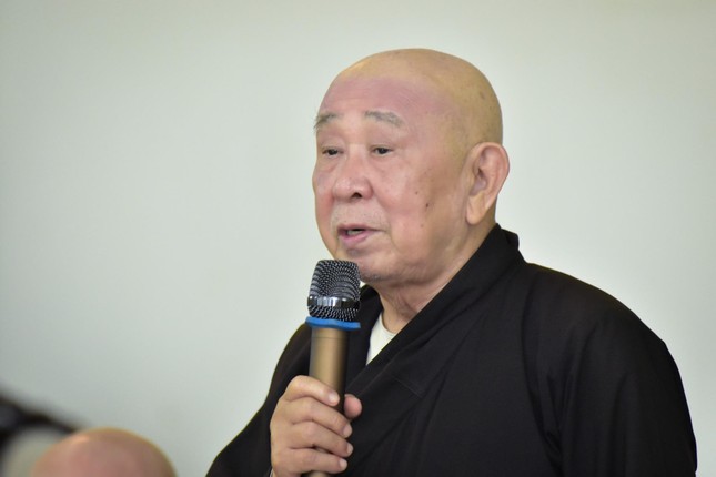 Hòa thượng Thích Như Tín ban đạo từ chứng minh