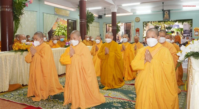 Trang nghiêm khóa lễ tưởng niệm Trang nghiêm khóa lễ tưởng niệm