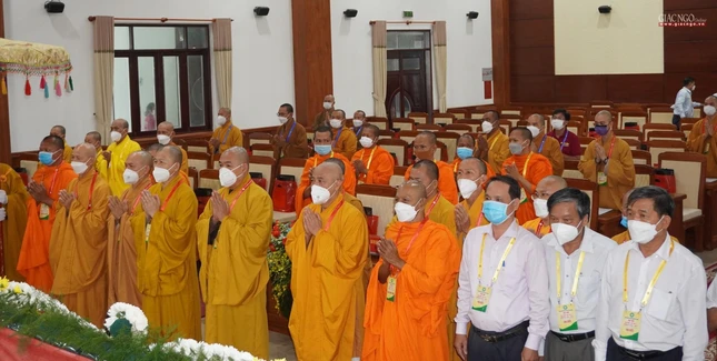 Niệm Phật cầu gia hộ