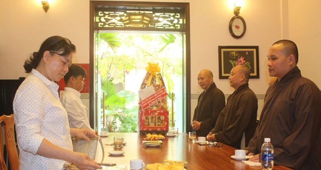 Thượng tọa Thích Trí Thường đại diện Ban Trị sự GHPGVN quận 12 cảm ơn đến Ban Tôn giáo thành phố