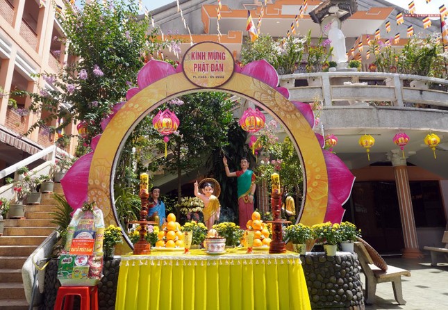 Tại tịnh xá Ngọc Phương (quận Gò Vấp)