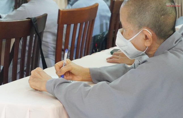 Ghi chép cẩn thận