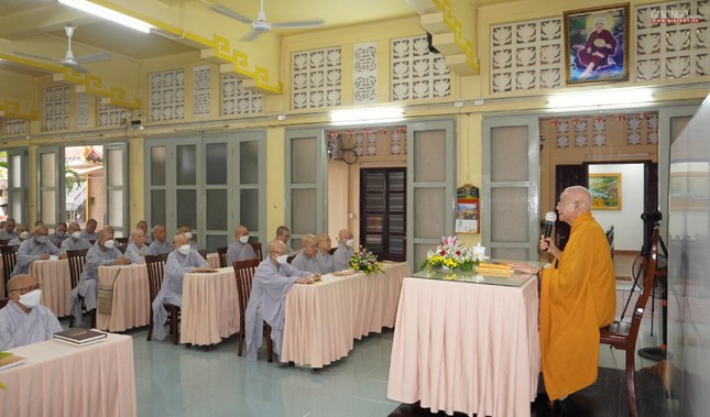 Hòa thượng Thích Minh Thông sẽ giảng các chủ đề về giới luật trong ba ngày diễn ra khóa học